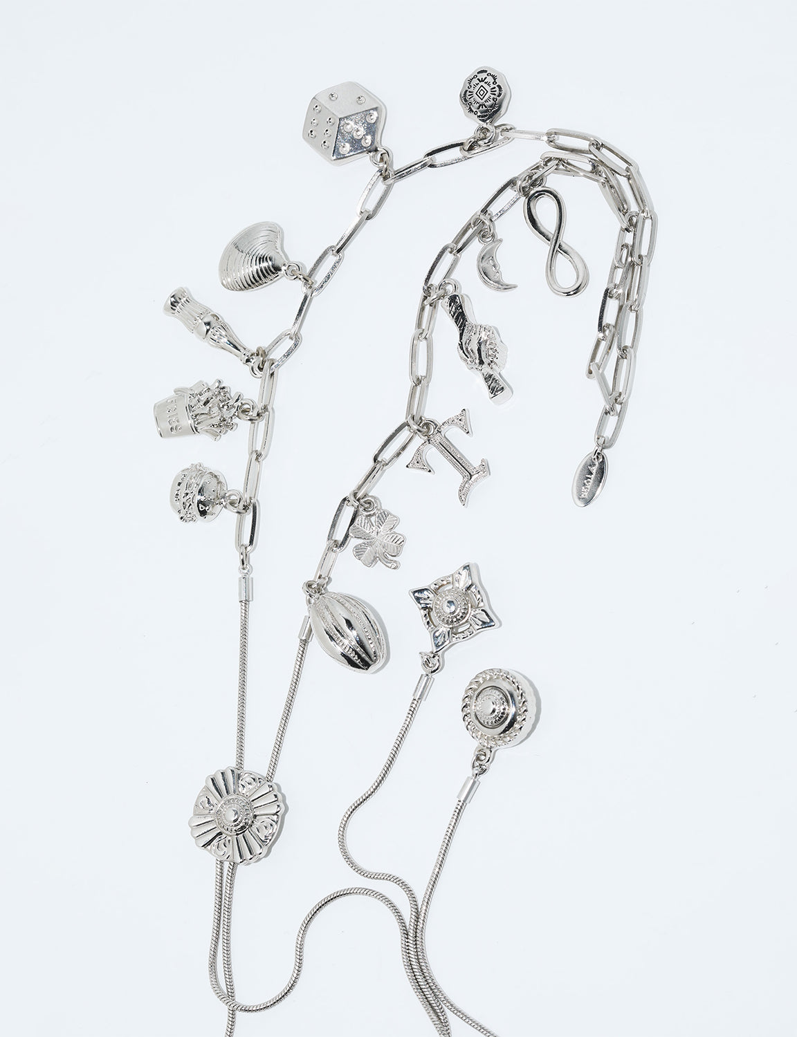 METAL MOTIF LOOP TIE