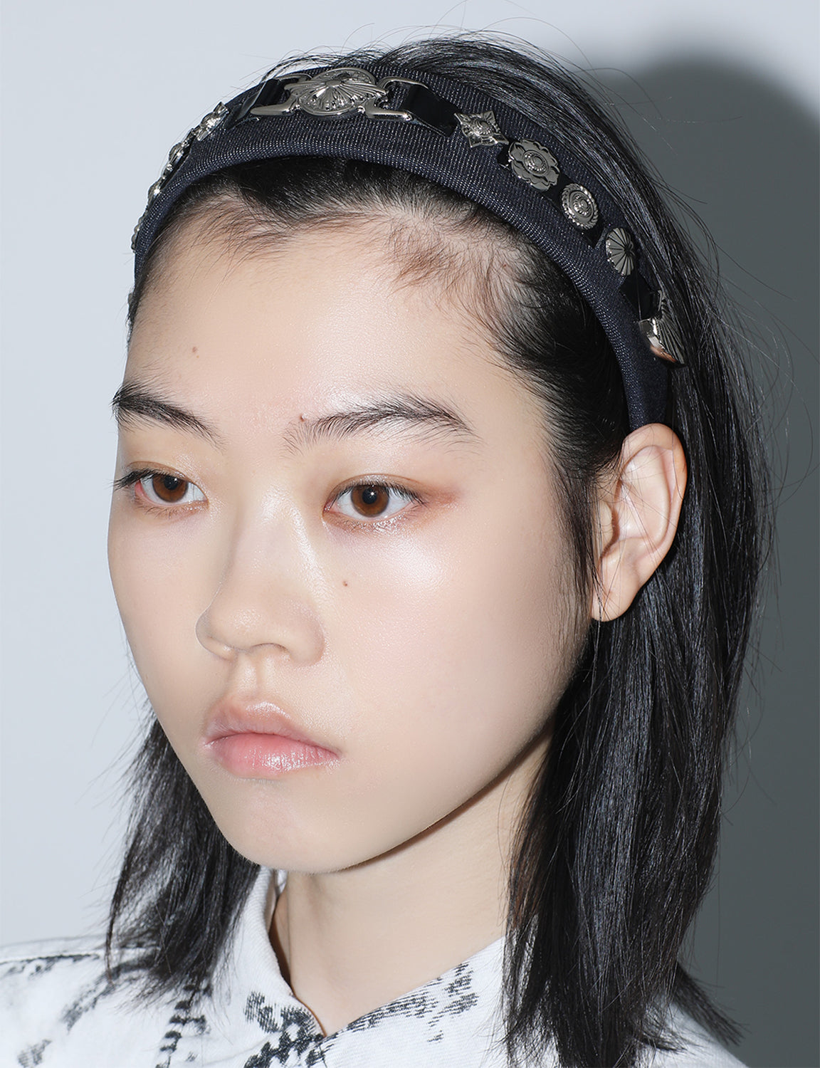 TOGA TOO - METAL HEADBAND – The Contemporary Fix Kyoto