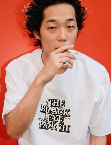 ブラックアイパッチTORN OG LABEL TEE CHARCOAL