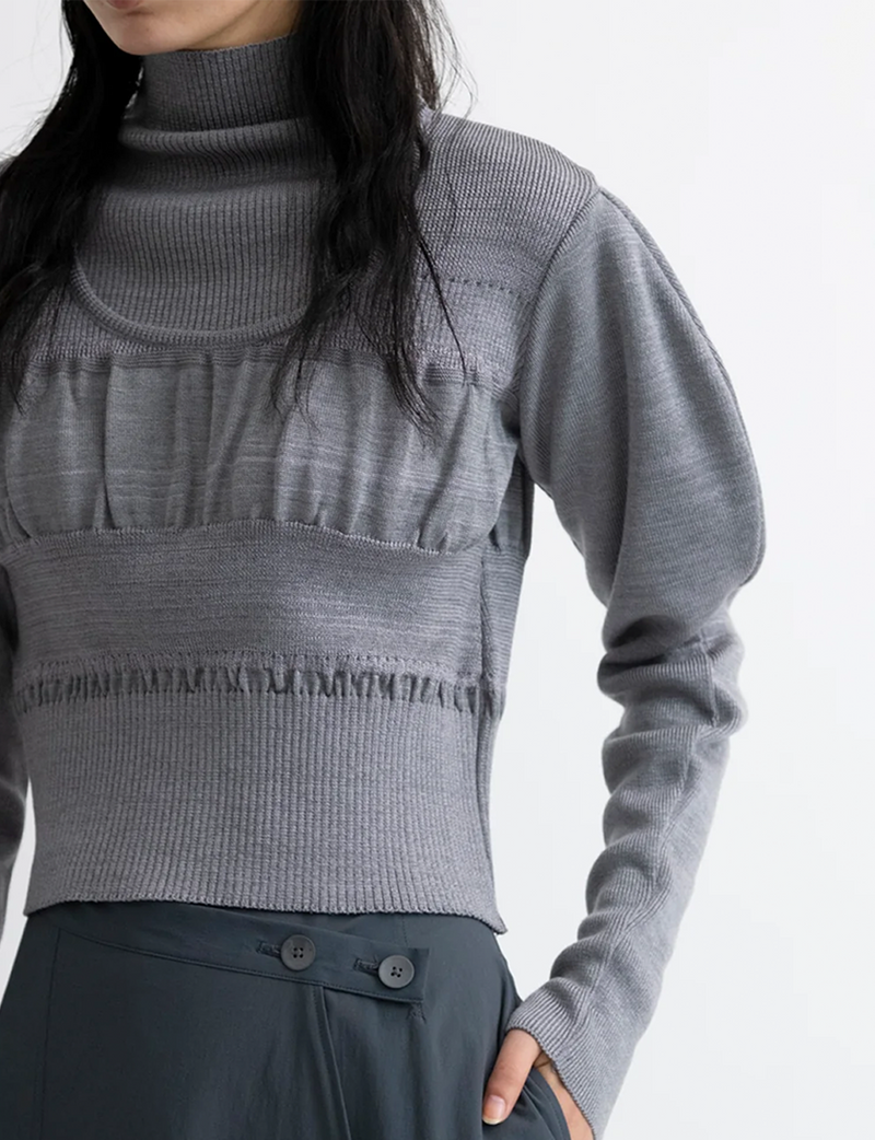 Layered Neck Top / gray