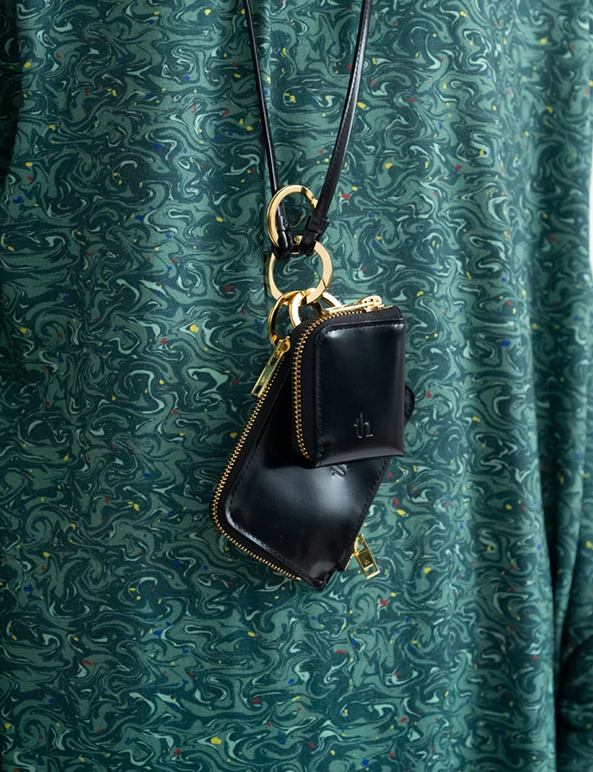 Airpods / Key Case / black×gold