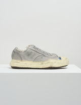 BED j.w. FORD × Maison MIHARA YASUHIRO “HANK VELOUR LOW-TOP SNEAKER” – Gray